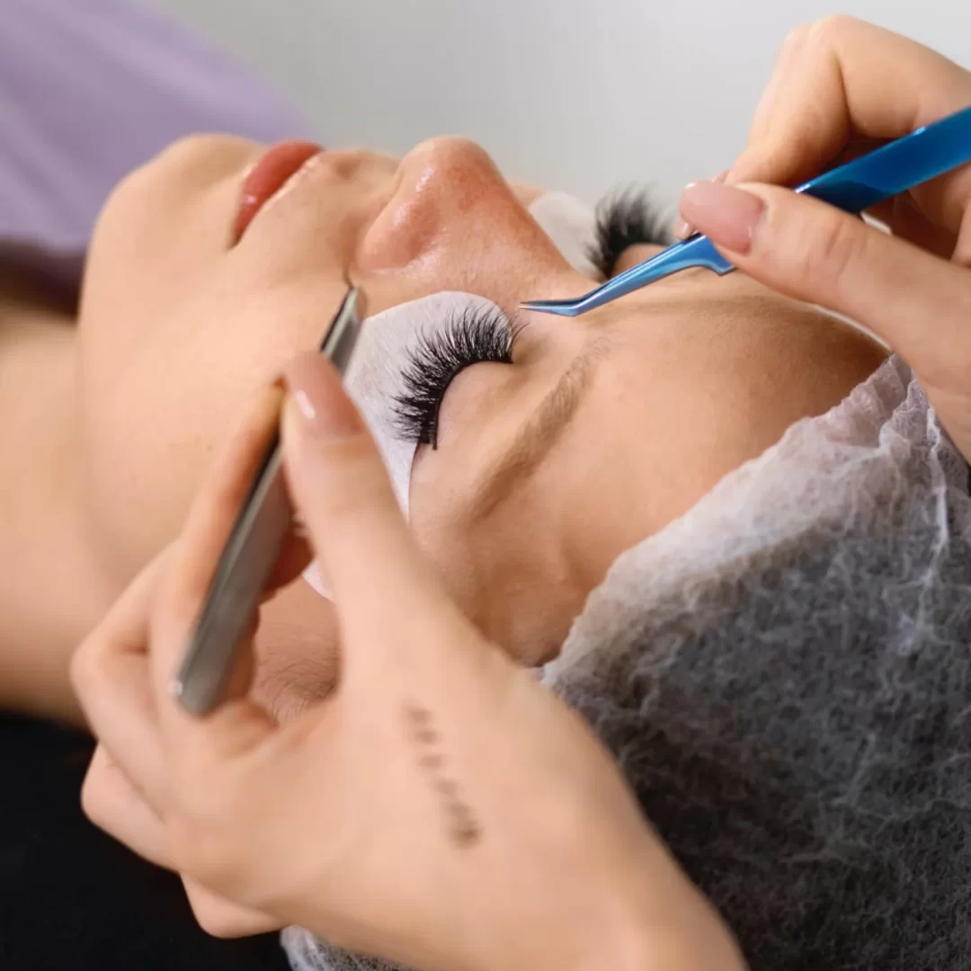 Mobile beauty services for salon-quality lashes at home.